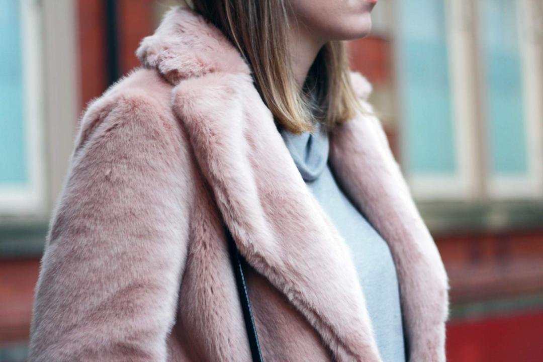 reiss-alba-pink-faux-fur-coat-phillip-lim-pashli-isabel-marant-dicker-boots-street-style-5