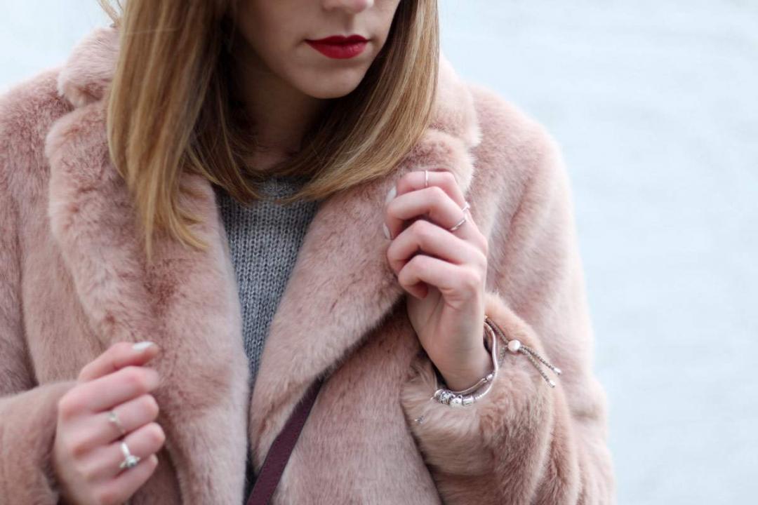 reiss-alba-pink-fur-coat-leather-skinny-jeans-michael-kors-burgundy-selma-bag-aquazzura-christy-flat-shoes