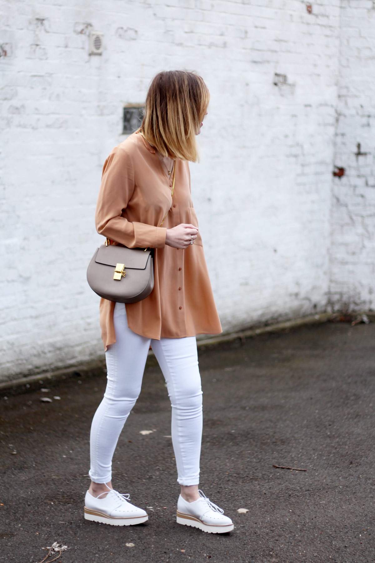 M&S-belted-coat-alberto-zago-brogue-shoes-chloe-drew-grey-hudson-white-jeans-10