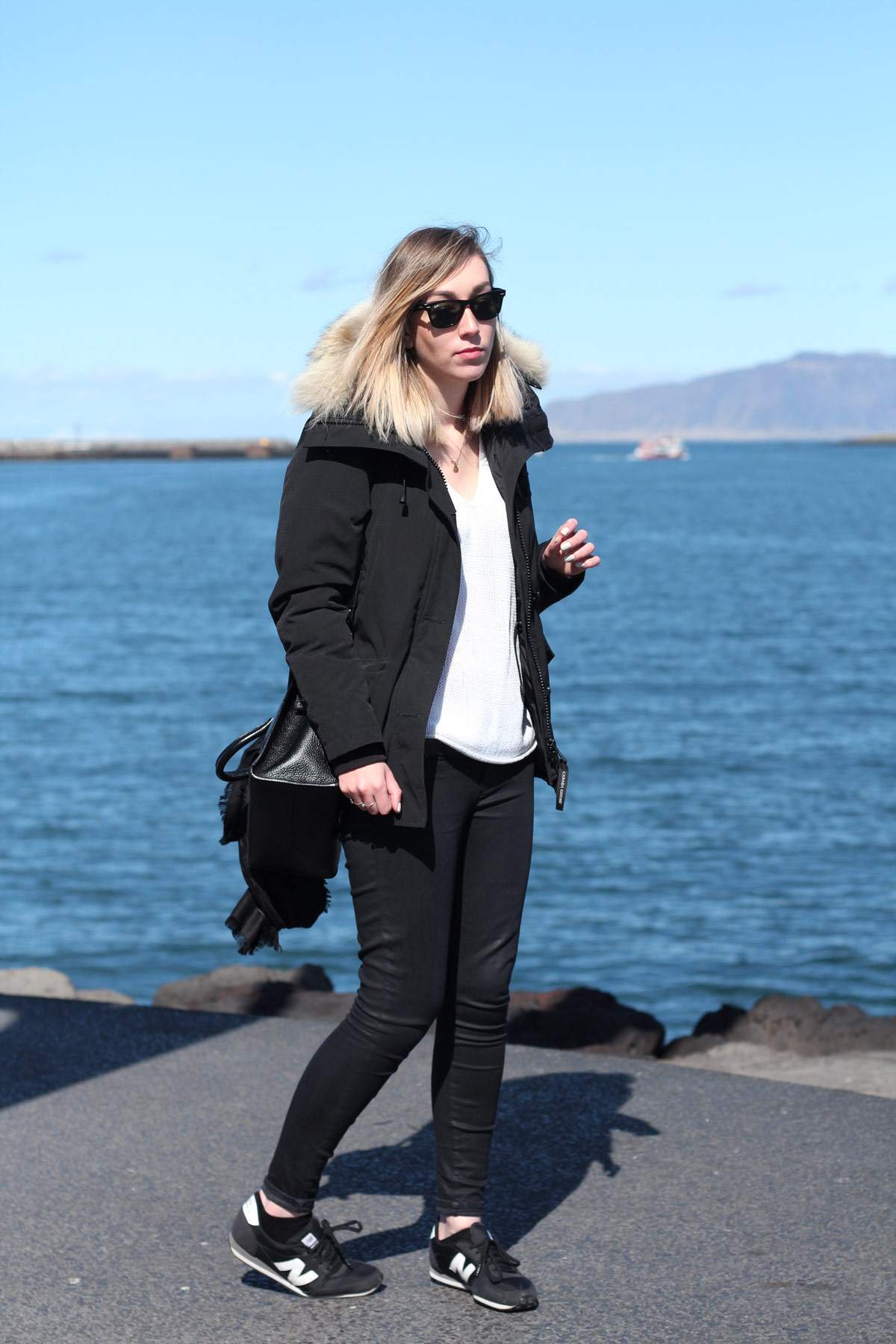 iceland-reykjavik-keflavik-review-photo-diary-travel-blog-downtown-harbour-outfit-2