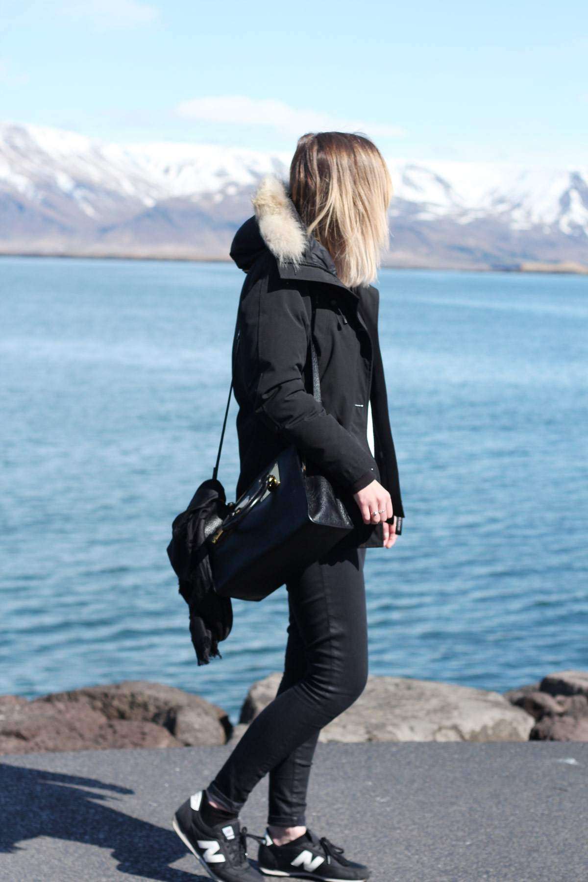 iceland-reykjavik-keflavik-review-photo-diary-travel-blog-downtown-harbour-outfit-3