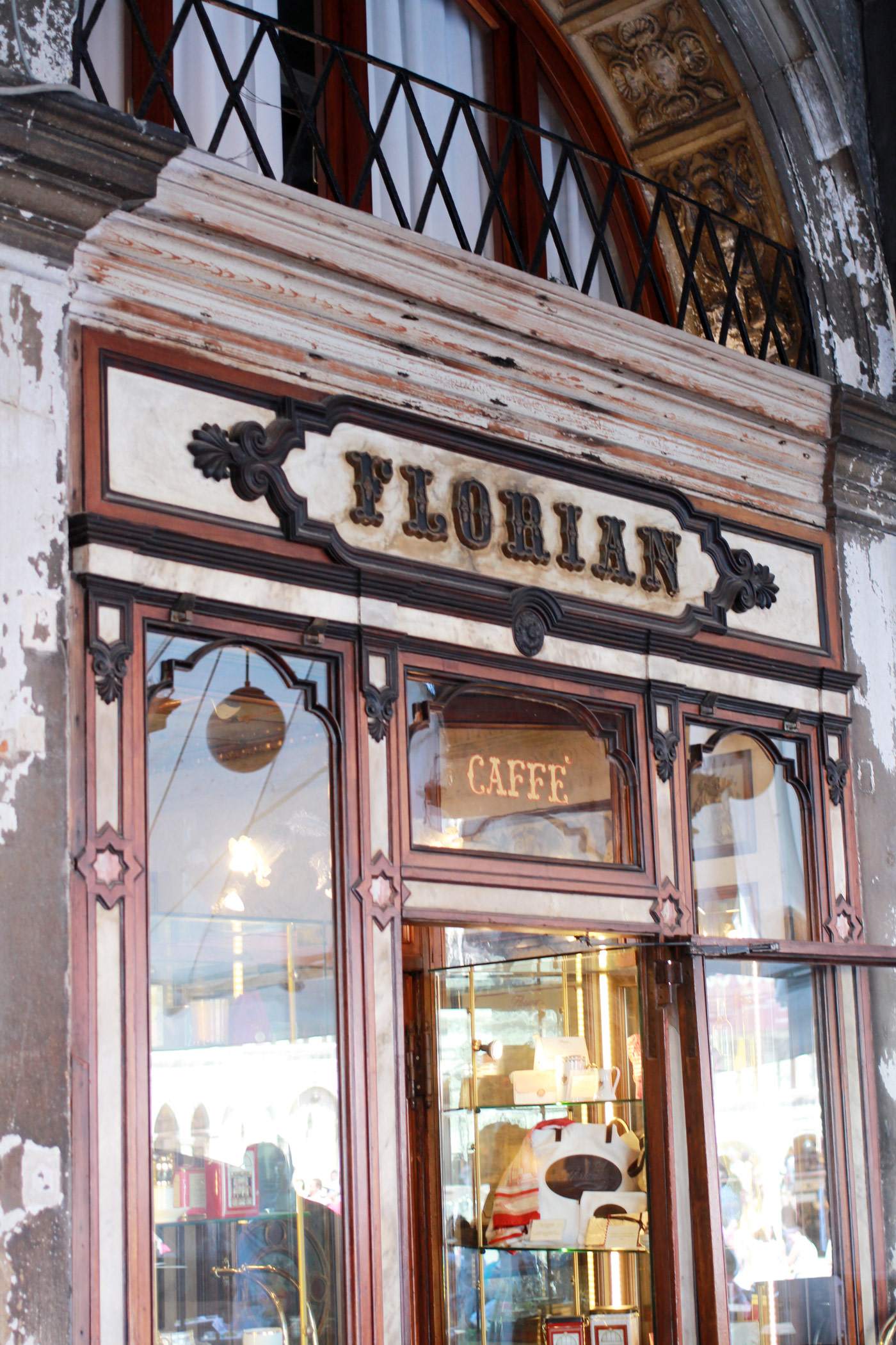 venice-italy-travel-blogger-san-marco-st-marks-square-caffe-florian-3