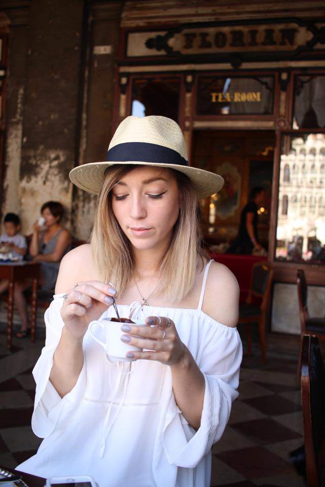 venice-italy-travel-blogger-san-marco-st-marks-square-caffe-florian-4