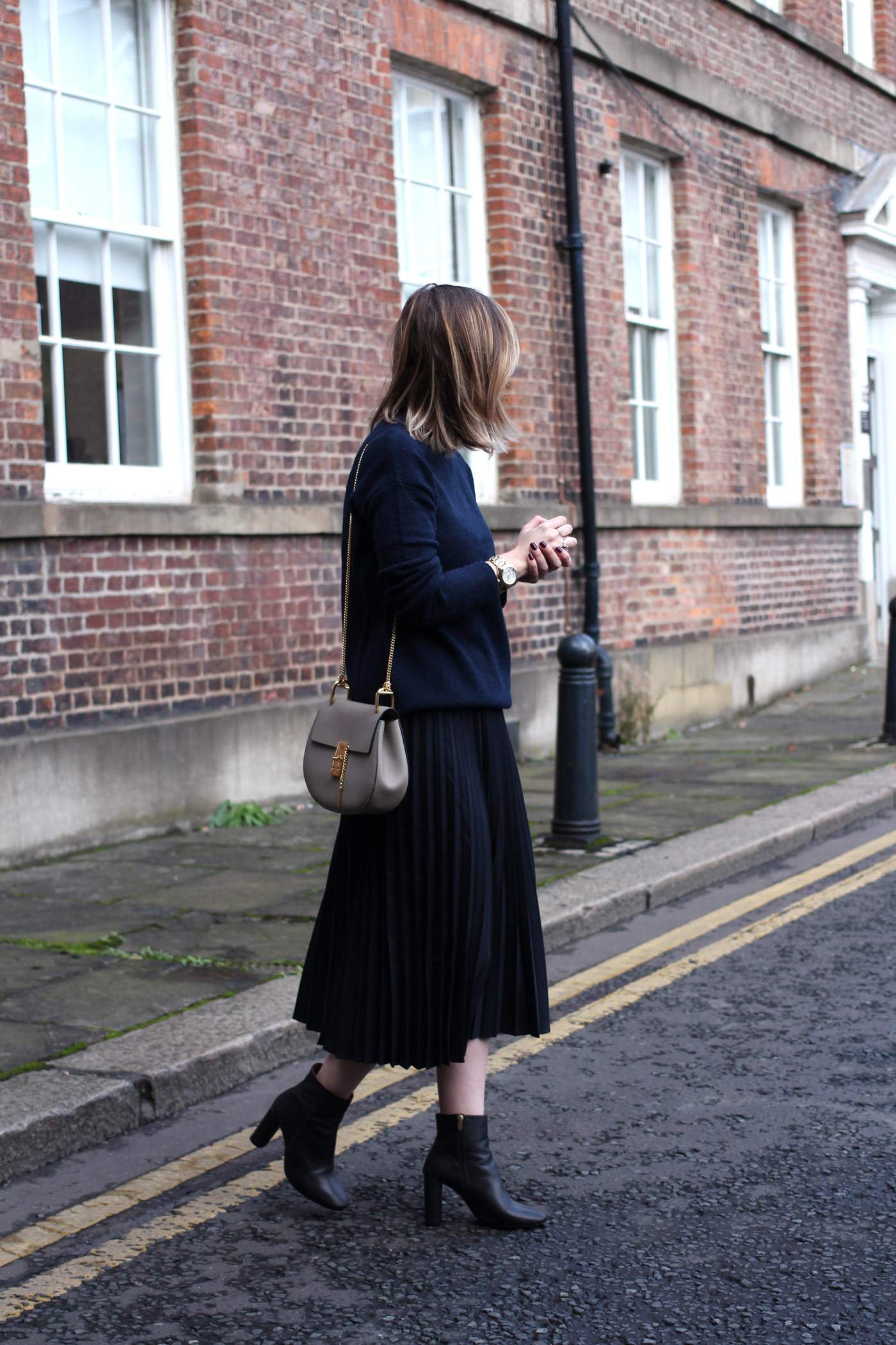 and-other-stories-midi-pleated-skirt-navy-jumper-chloe-drew-grey-3