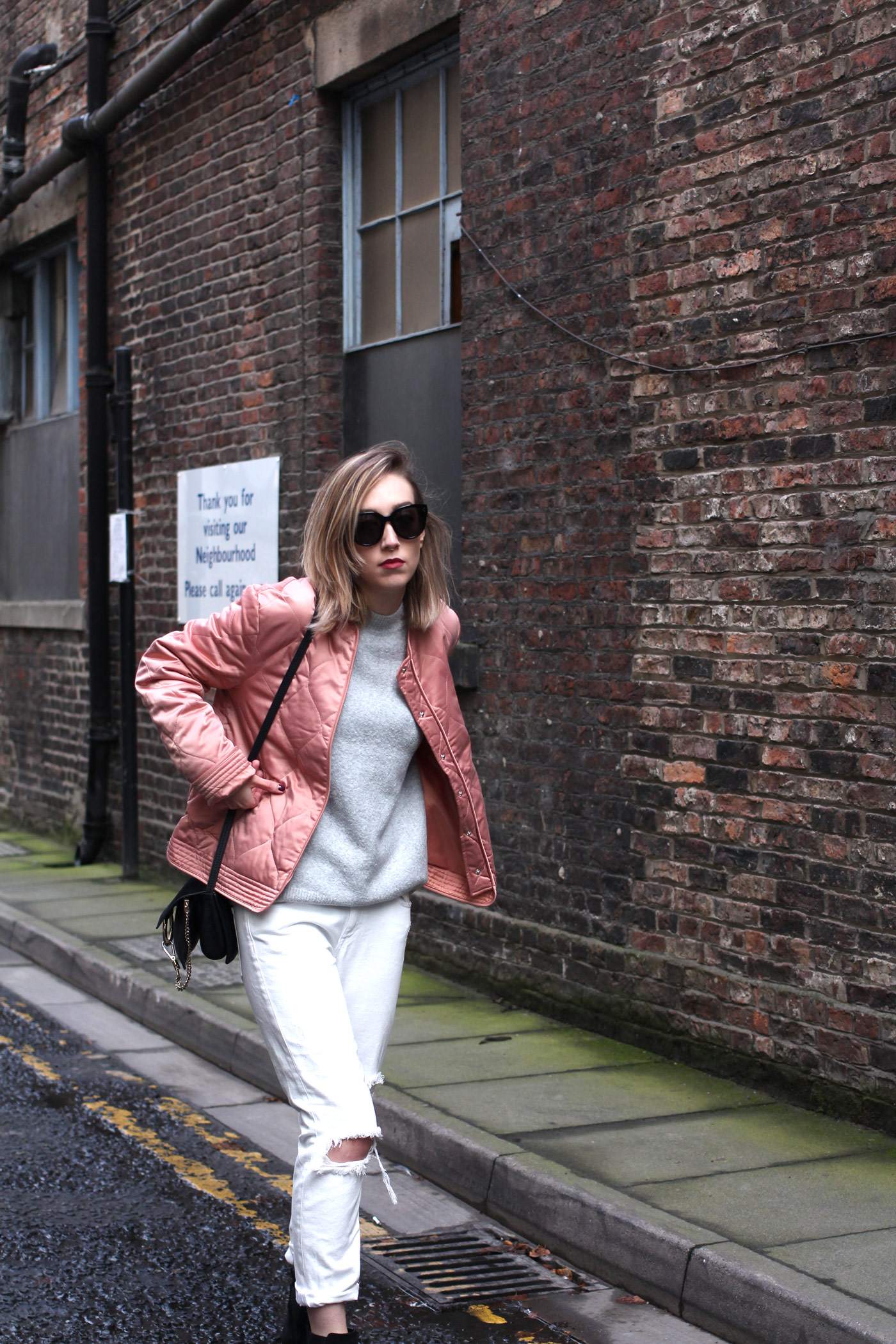 asos-pink-quilted-jacket-white-boyfriend-jeans-acne-jensen-5