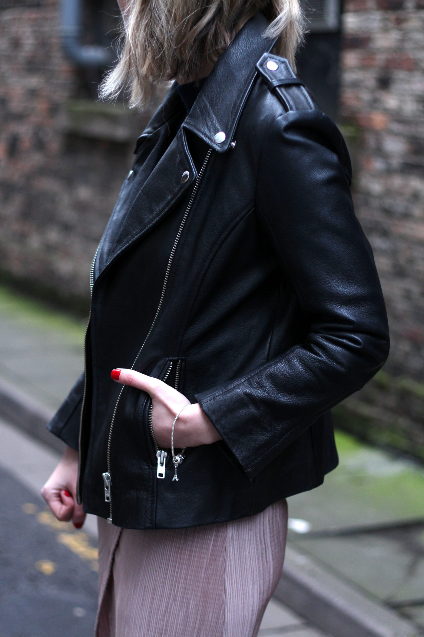 nude-midi-skirt-leather-jacket-chloe-drew-grey-8 nude-midi-skirt-leather-jacket-chloe-drew-grey-8