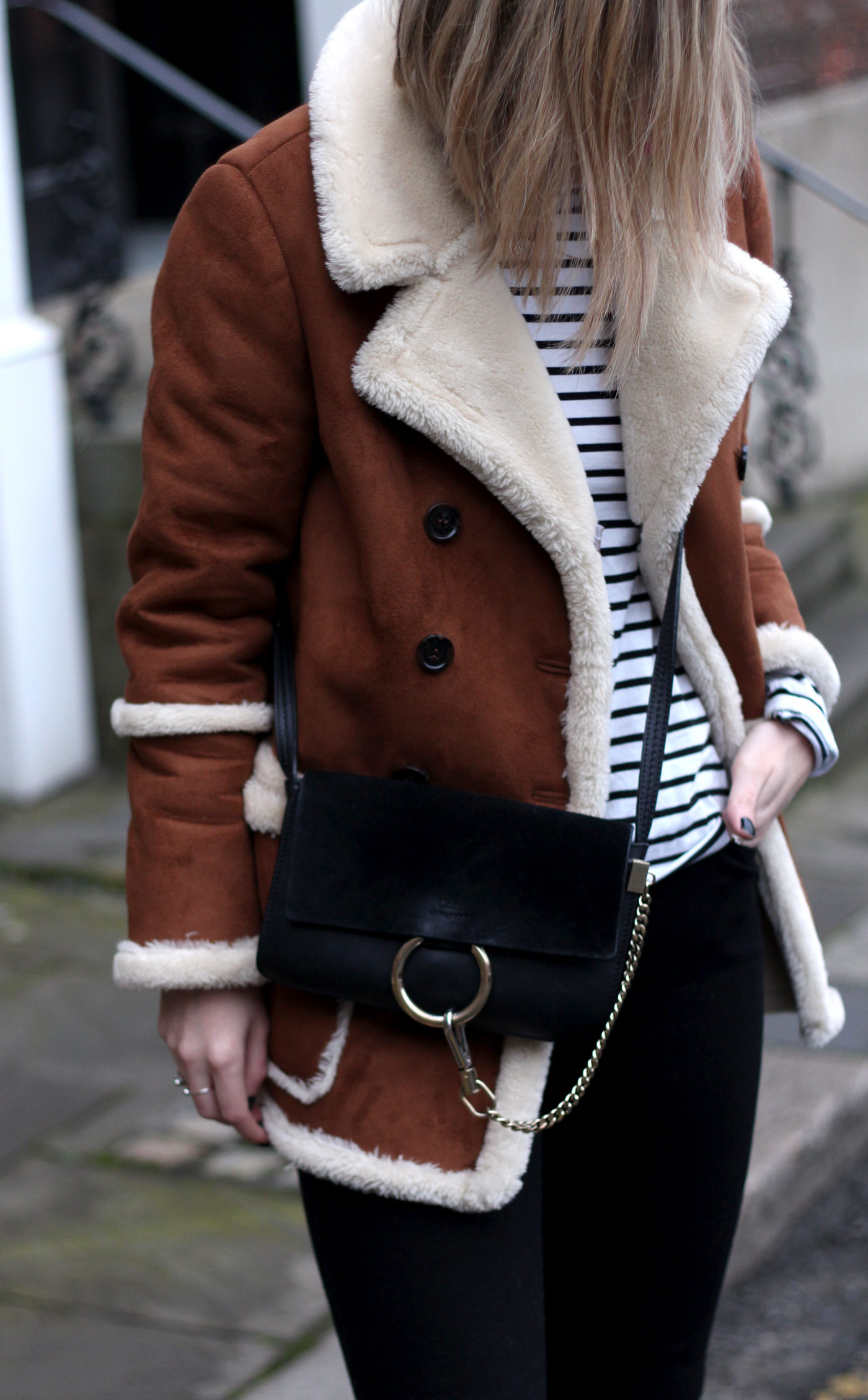 topshop-sheepskin-vintage-coat-chloe-faye-black-acne-jensen-suede9 topshop-sheepskin-vintage-coat-chloe-faye-black-acne-jensen-suede9