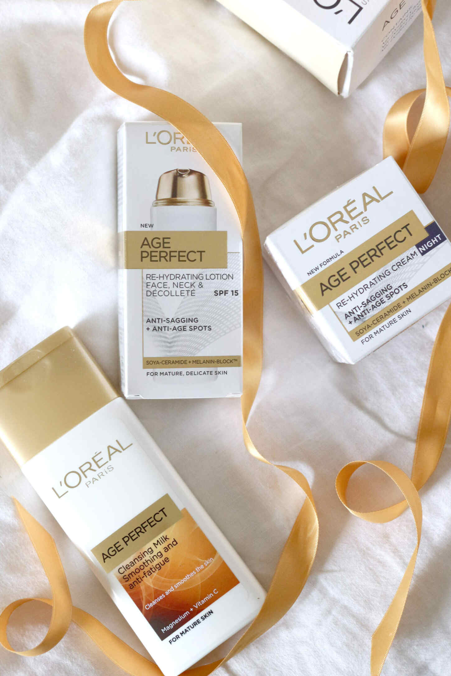 loreal-age-perfect-mothers-day-skincare-gift-set-1