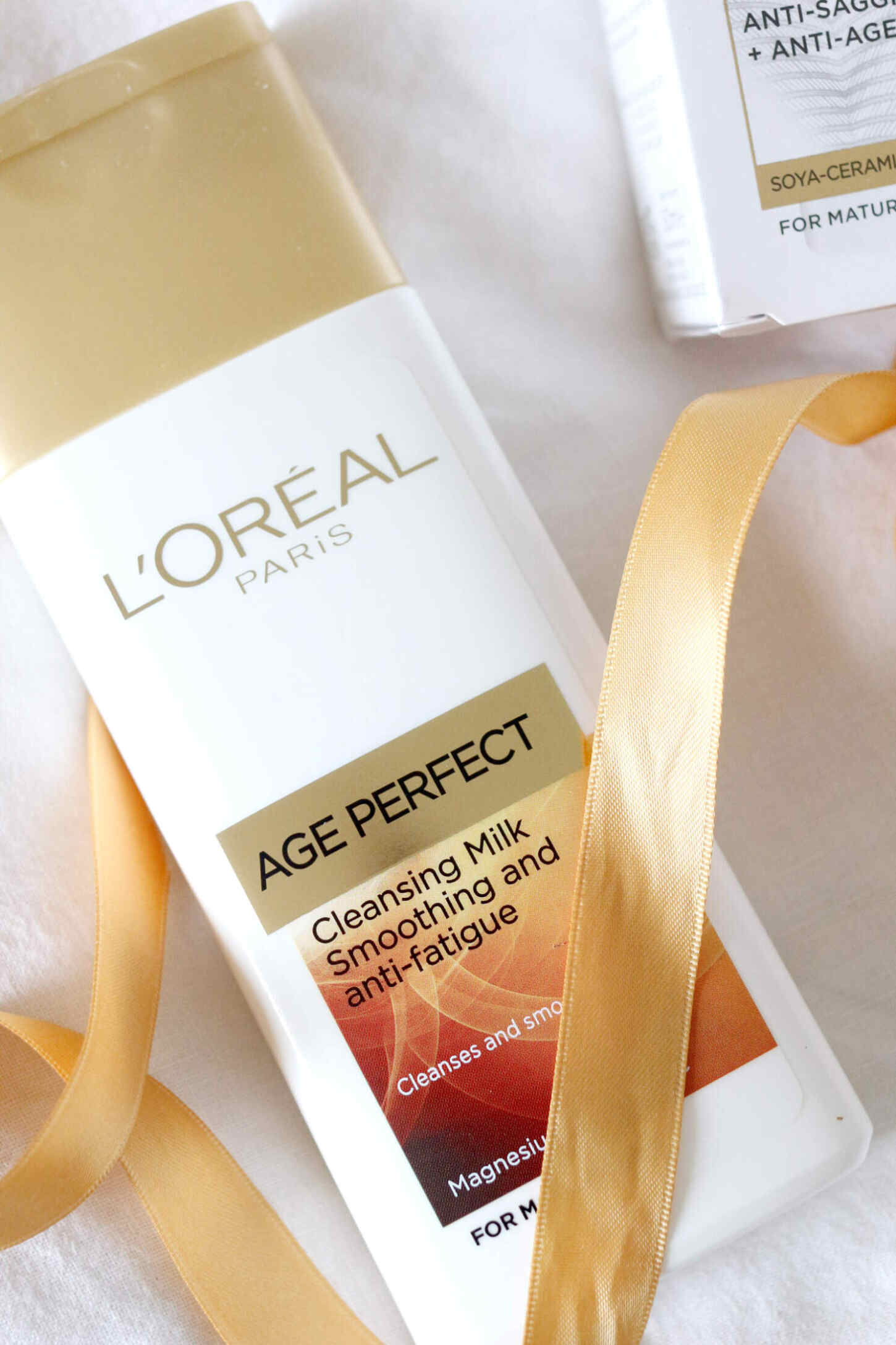 loreal-age-perfect-mothers-day-skincare-gift-set-4 loreal-age-perfect-mothers-day-skincare-gift-set-4