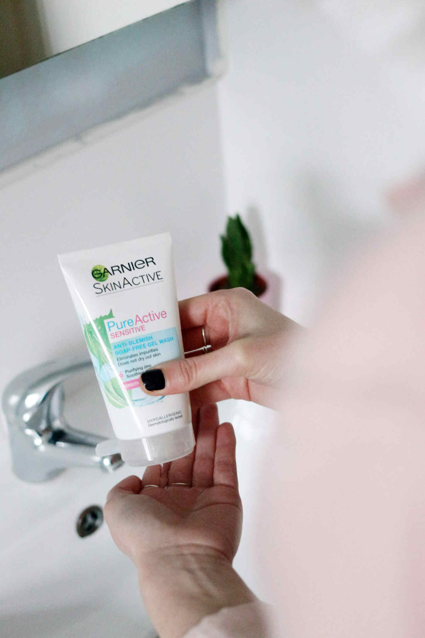 Garnier pure active anti blemish soap on sale free gel wash sensitive skin