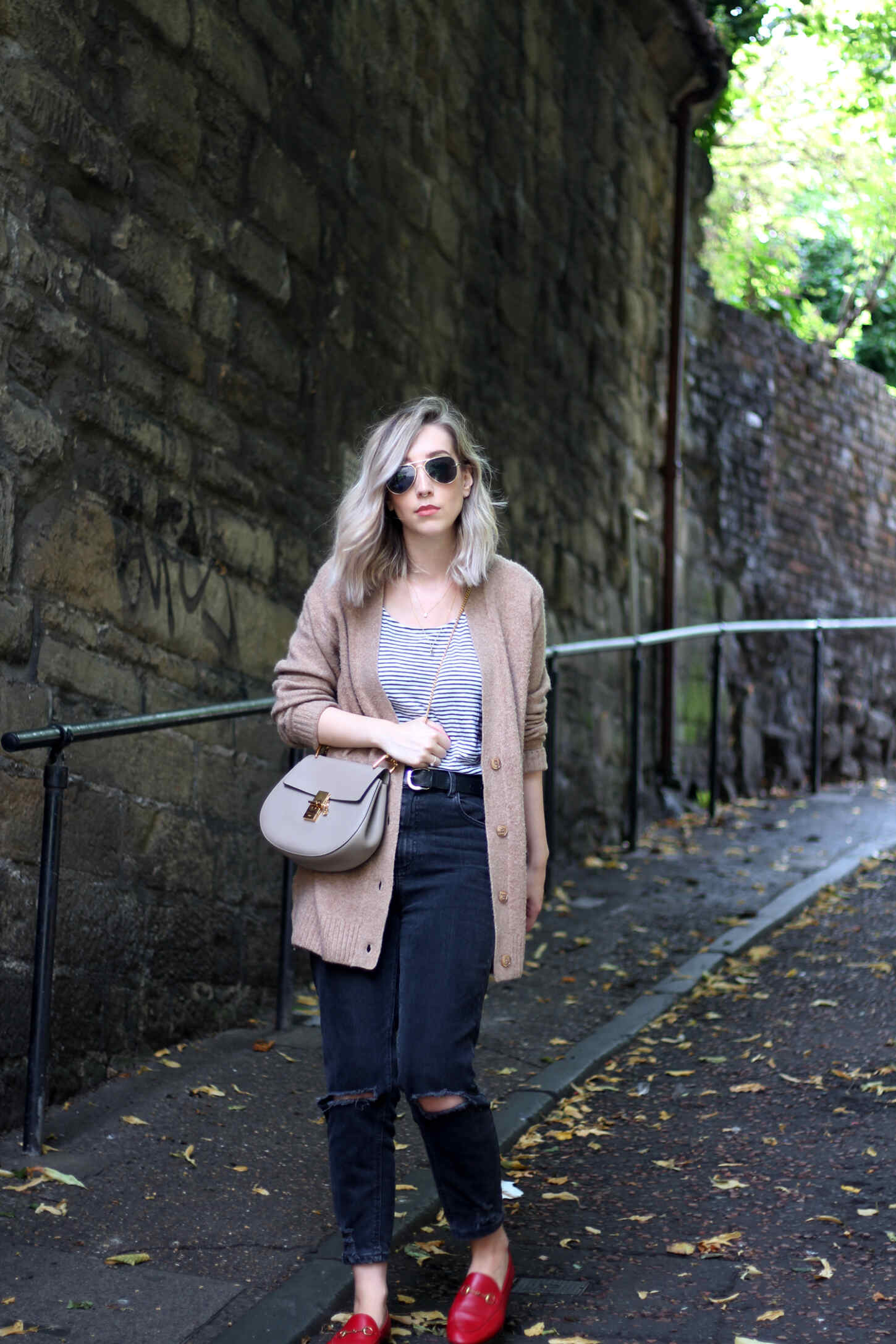 sunglasses-camel-cardigan-asos-ripped-boyfriend-jeans-3 sunglasses-camel-cardigan-asos-ripped-boyfriend-jeans-3