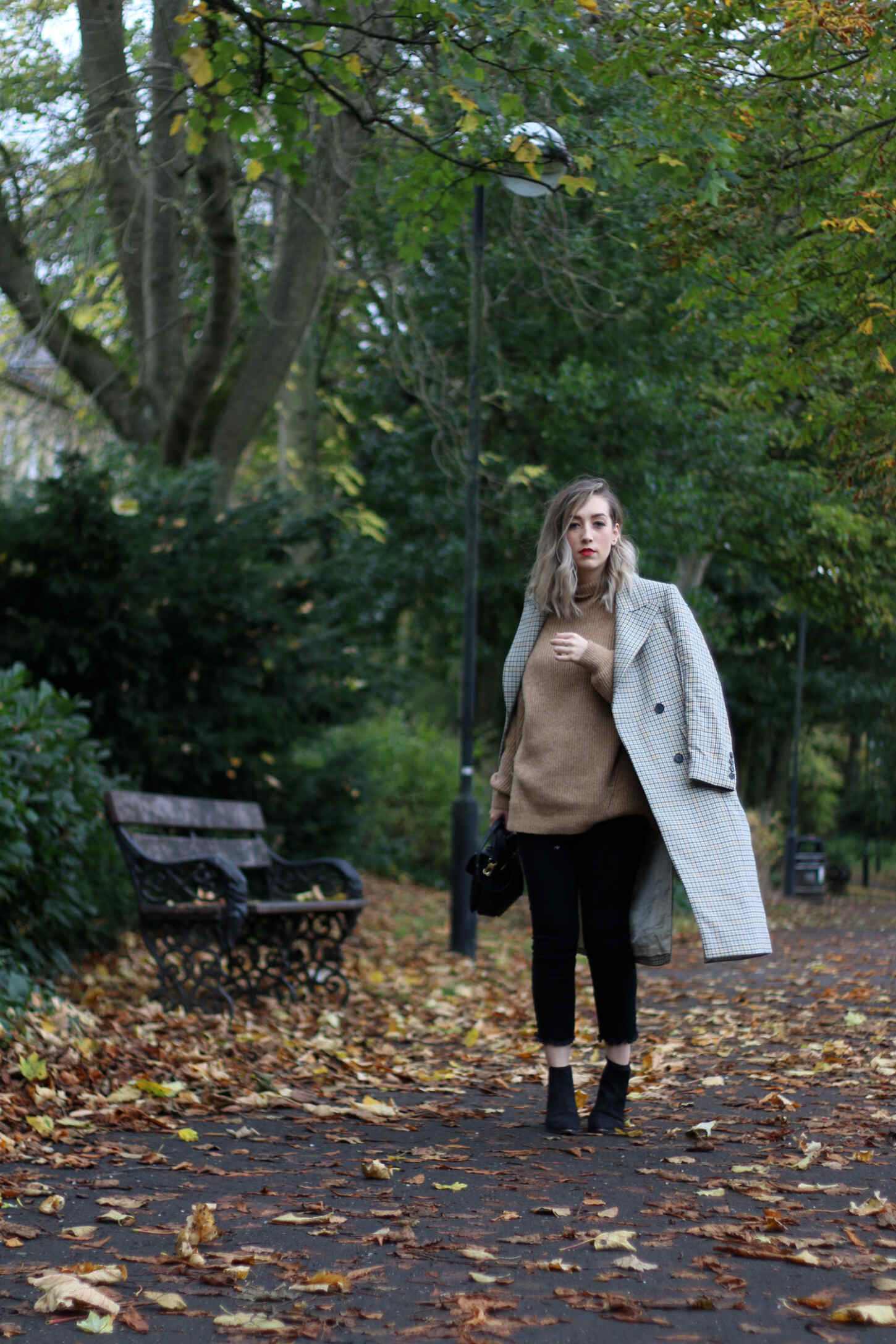 autumn-outfit-H&M-oversized-tan-jumper-checked-coat-3 autumn-outfit-H&M-oversized-tan-jumper-checked-coat-3