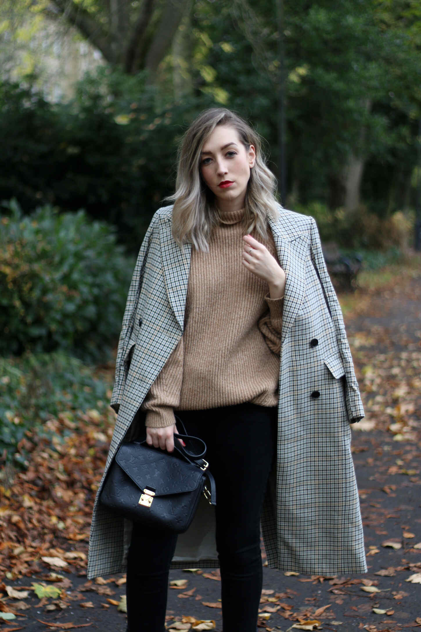 autumn-outfit-H&M-oversized-tan-jumper-checked-coat-6 autumn-outfit-H&M-oversized-tan-jumper-checked-coat-6