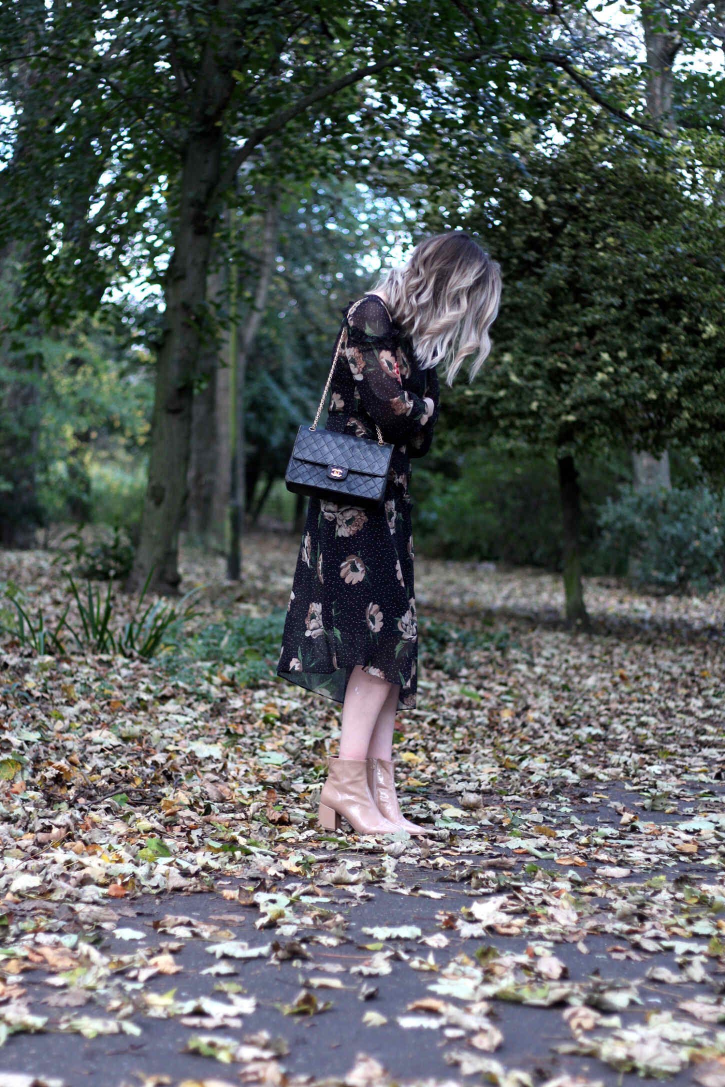 next-floral-midi-dress-nude-leather-boots-vintage-chanel-autumn-outfit-6