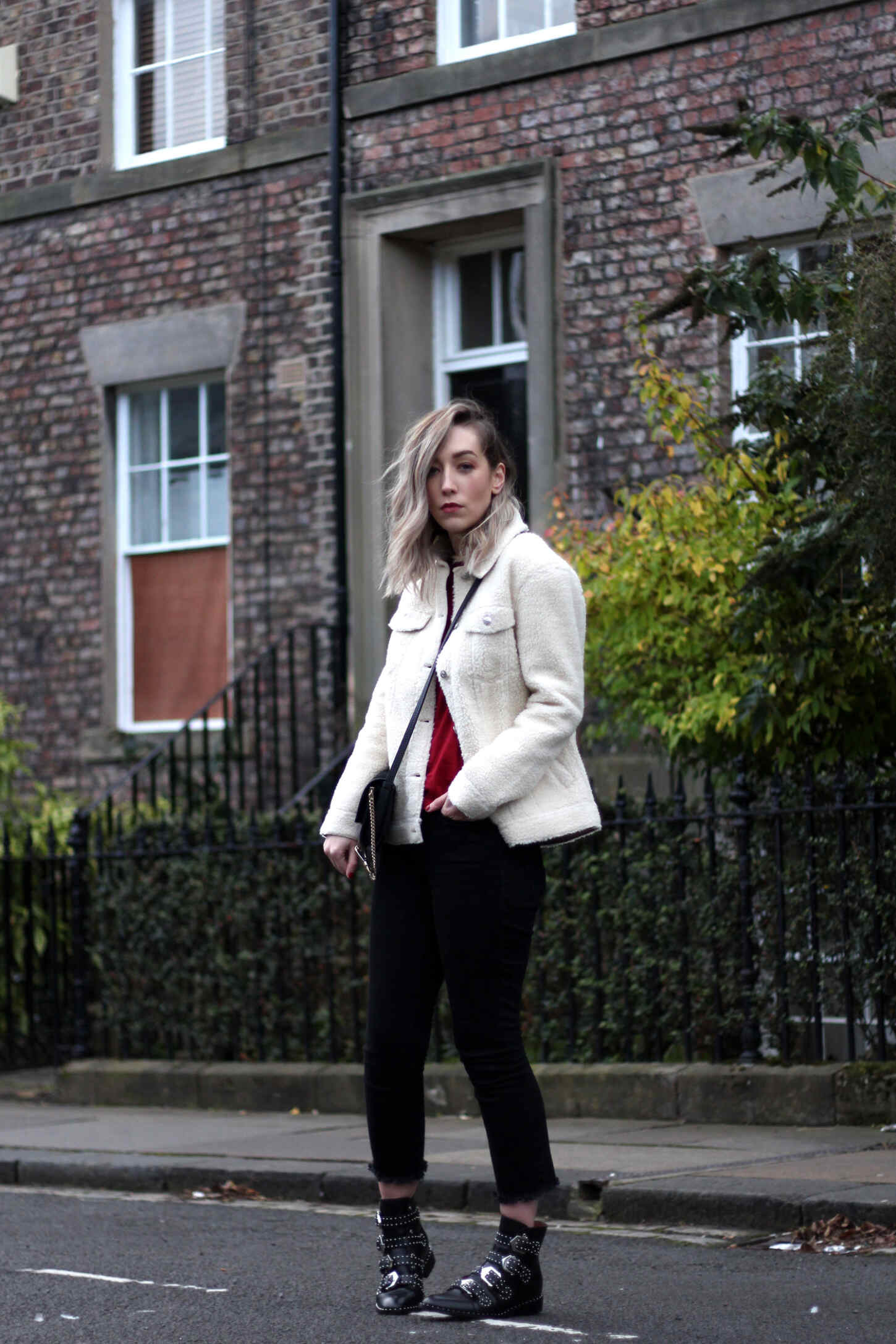 shearling-teddy-coat-cream-givenchy-studded-boots-4 shearling-teddy-coat-cream-givenchy-studded-boots-4