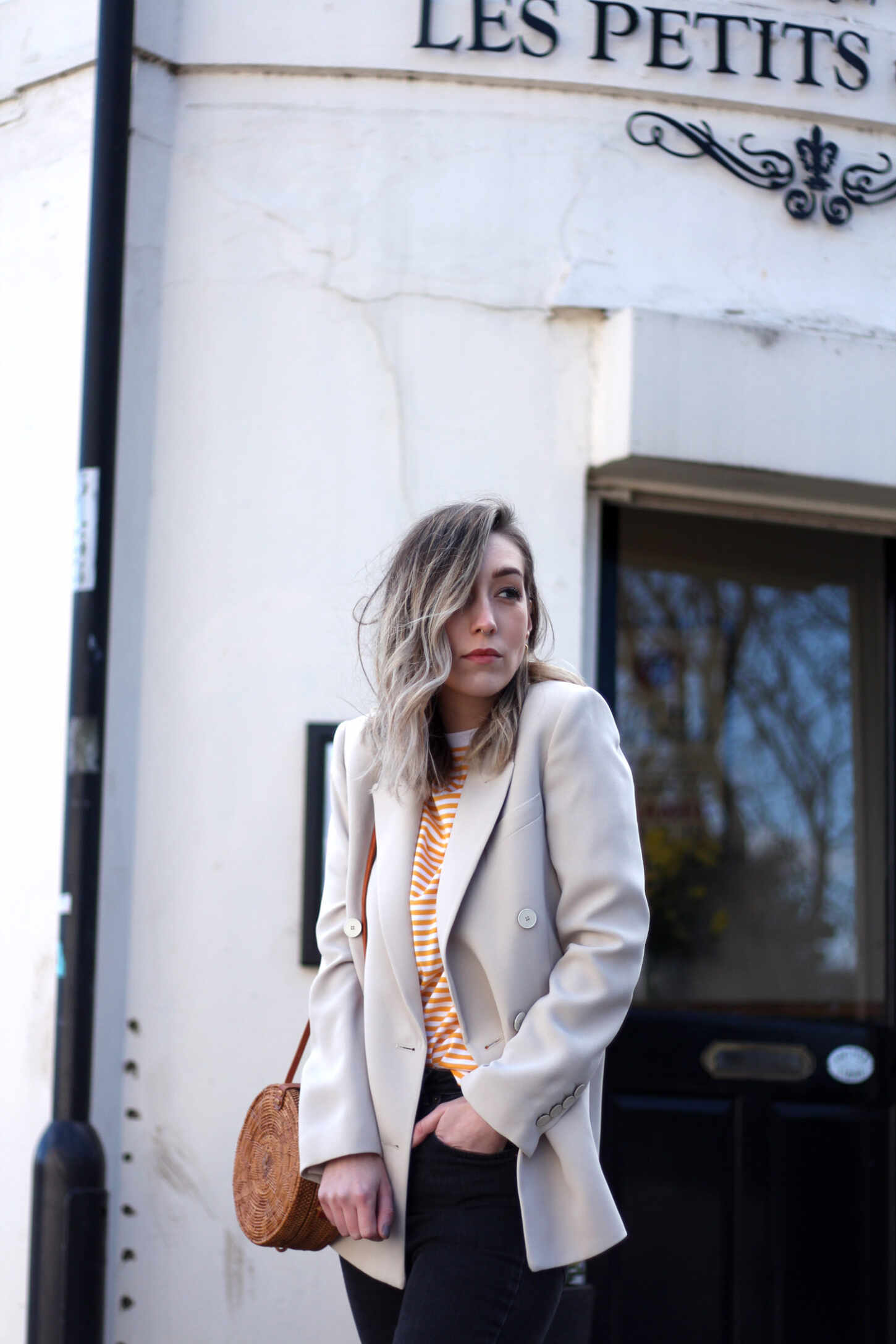 mango-beige-blazer-yellow-stripe-tshirt-gucci-loafers-basket-bag-17 mango-beige-blazer-yellow-stripe-tshirt-gucci-loafers-basket-bag-17