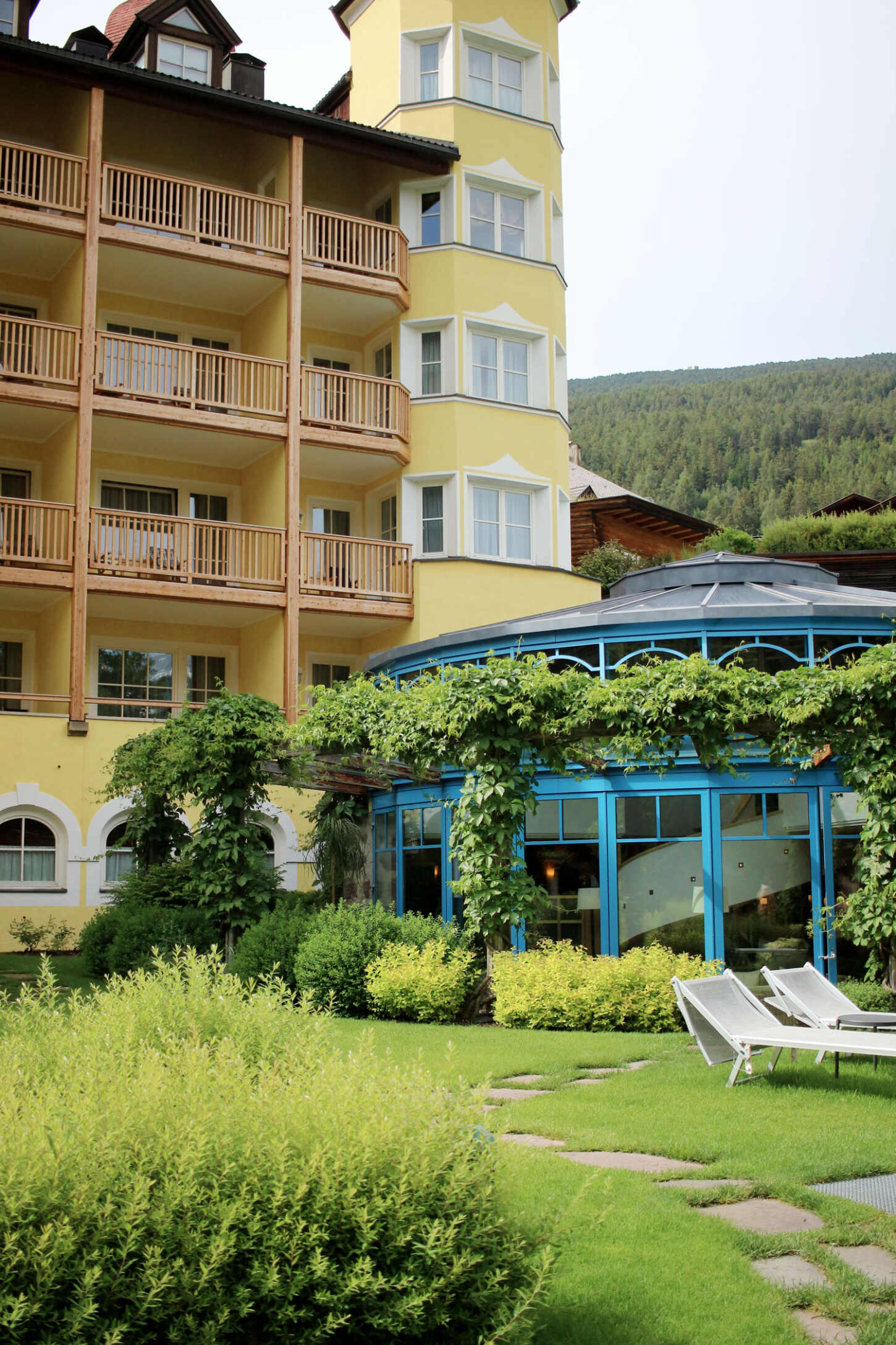Italy-adler-dolomiti-hotel-spa-resort-review-travel-blogger-53