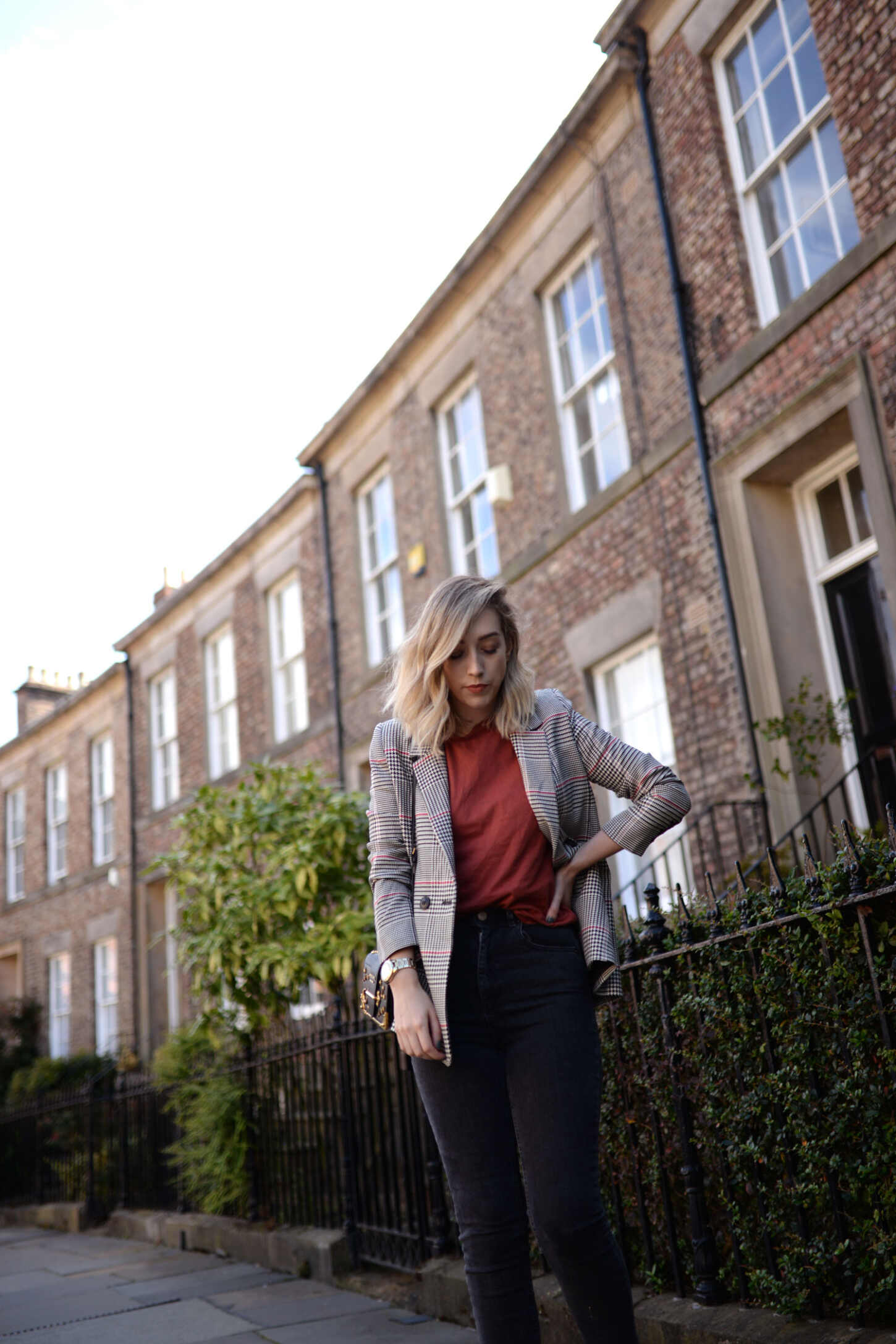 anine-bing-madeleine-blazer-red-prada-cahier-astrology-bag-6