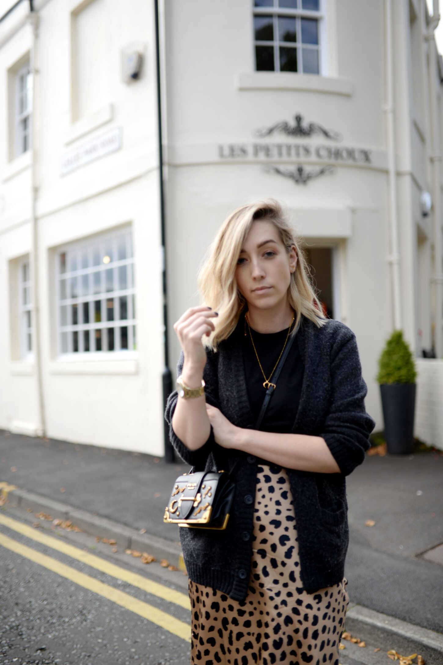 realisation-par-naomi-wild-thing-leopard-silk-skirt-prada-cahier-astrology-bag-7 realisation-par-naomi-wild-thing-leopard-silk-skirt-prada-cahier-astrology-bag-7