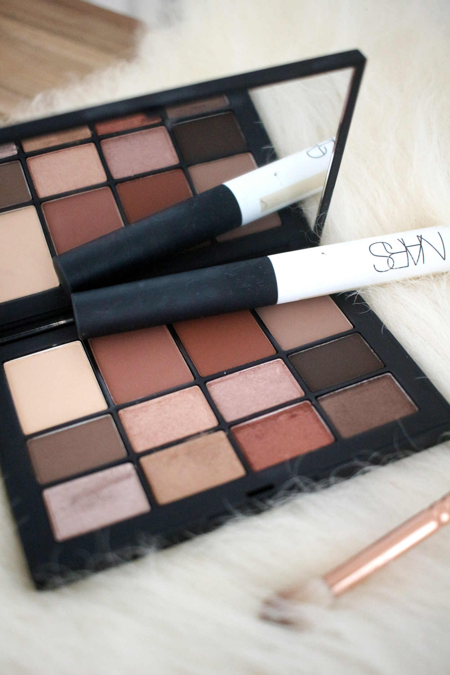 nars-skin-deep-eyeshadow-palette-charlotte-tilbury-concealer-etc-1 nars-skin-deep-eyeshadow-palette-charlotte-tilbury-concealer-etc-1