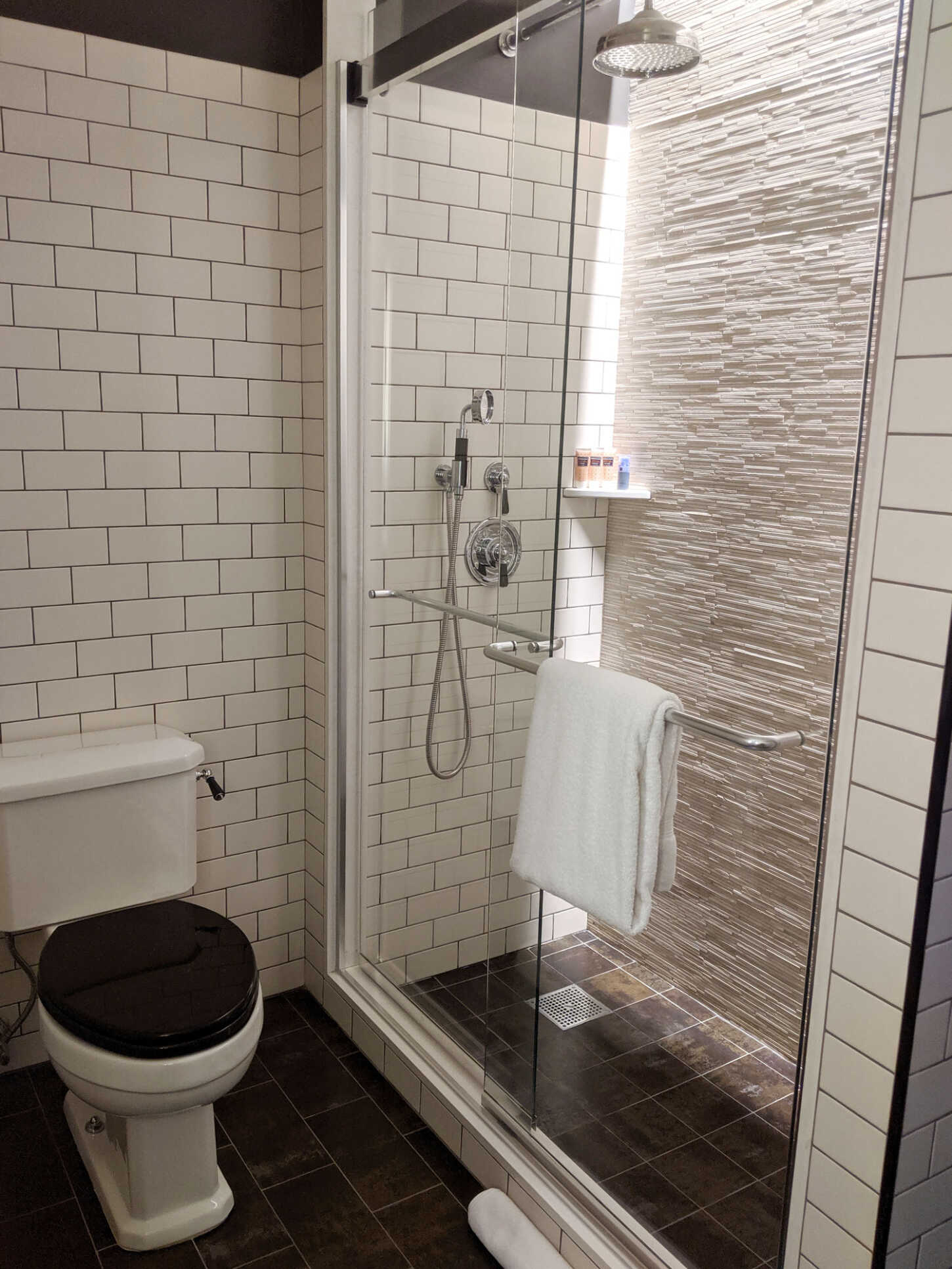Hotel-50-Bowery-New-York-Manhattan-Review-Room-Travel-Blogger-11 Hotel-50-Bowery-New-York-Manhattan-Review-Room-Travel-Blogger-11