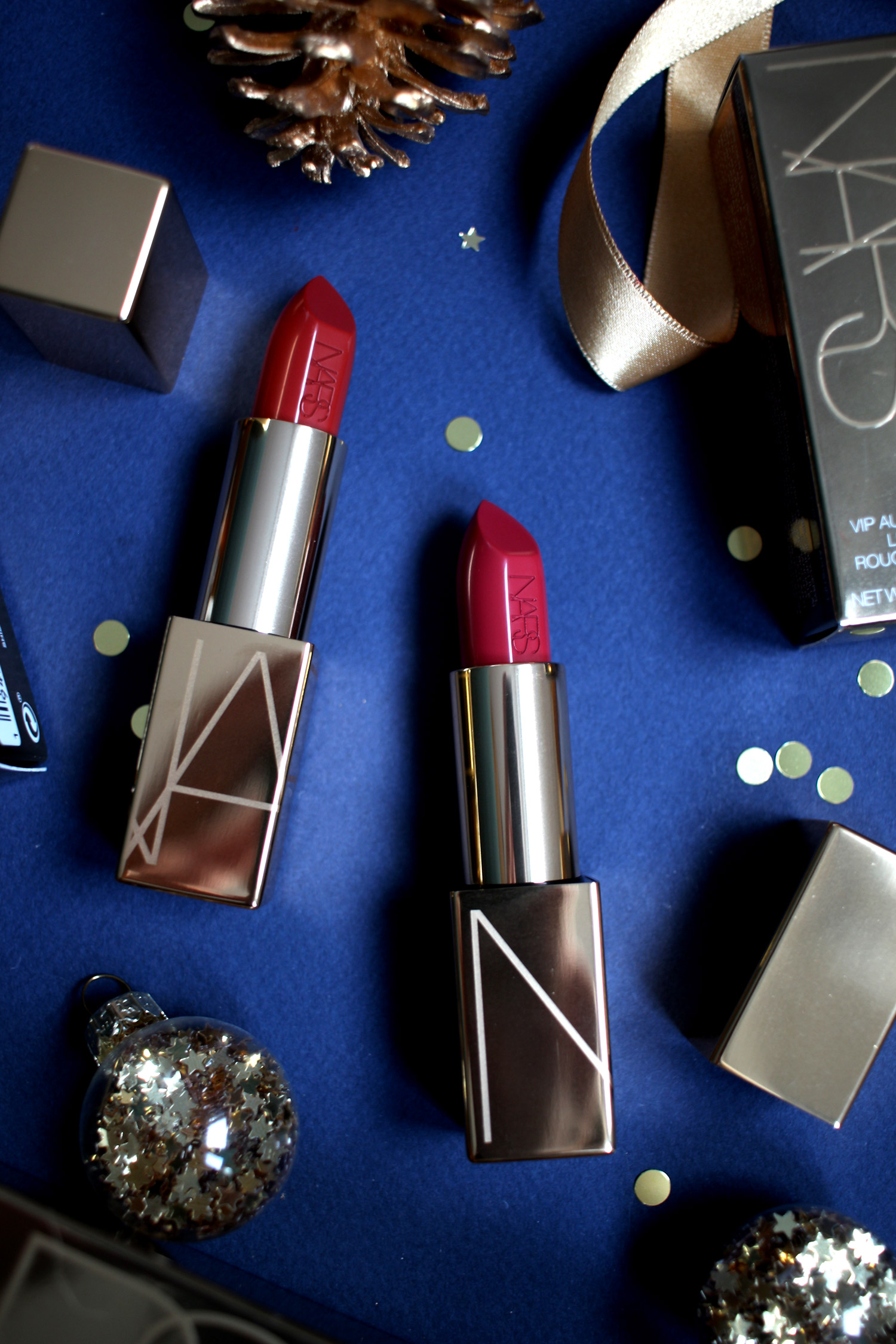 christmas-2020-beauty-gift-guide-NARS-gift-sets-gold-lipstick christmas-2020-beauty-gift-guide-NARS-gift-sets-gold-lipstick