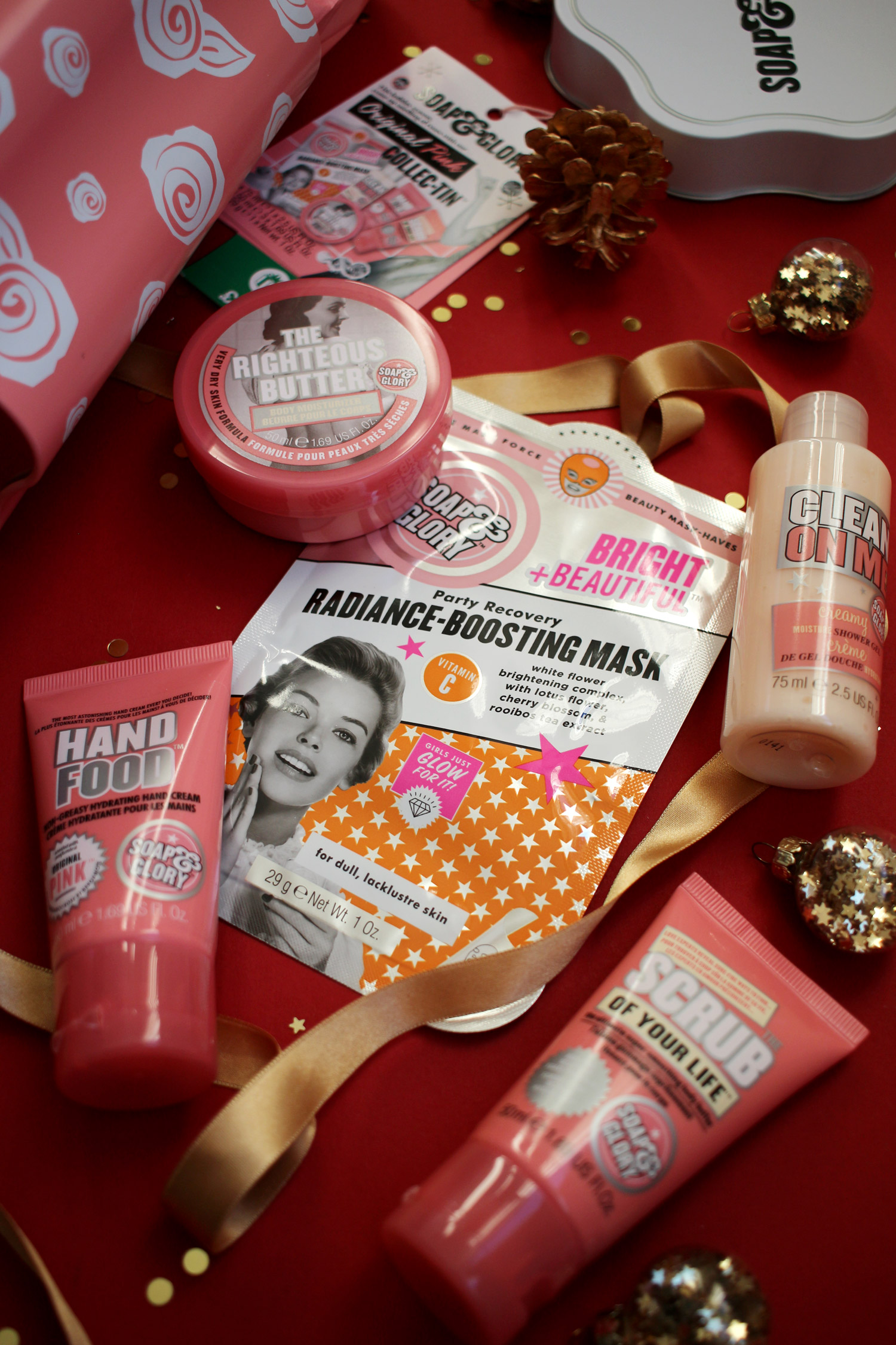 christmas-2020-haircare-bodycare-gift-guide-soap-and-glory