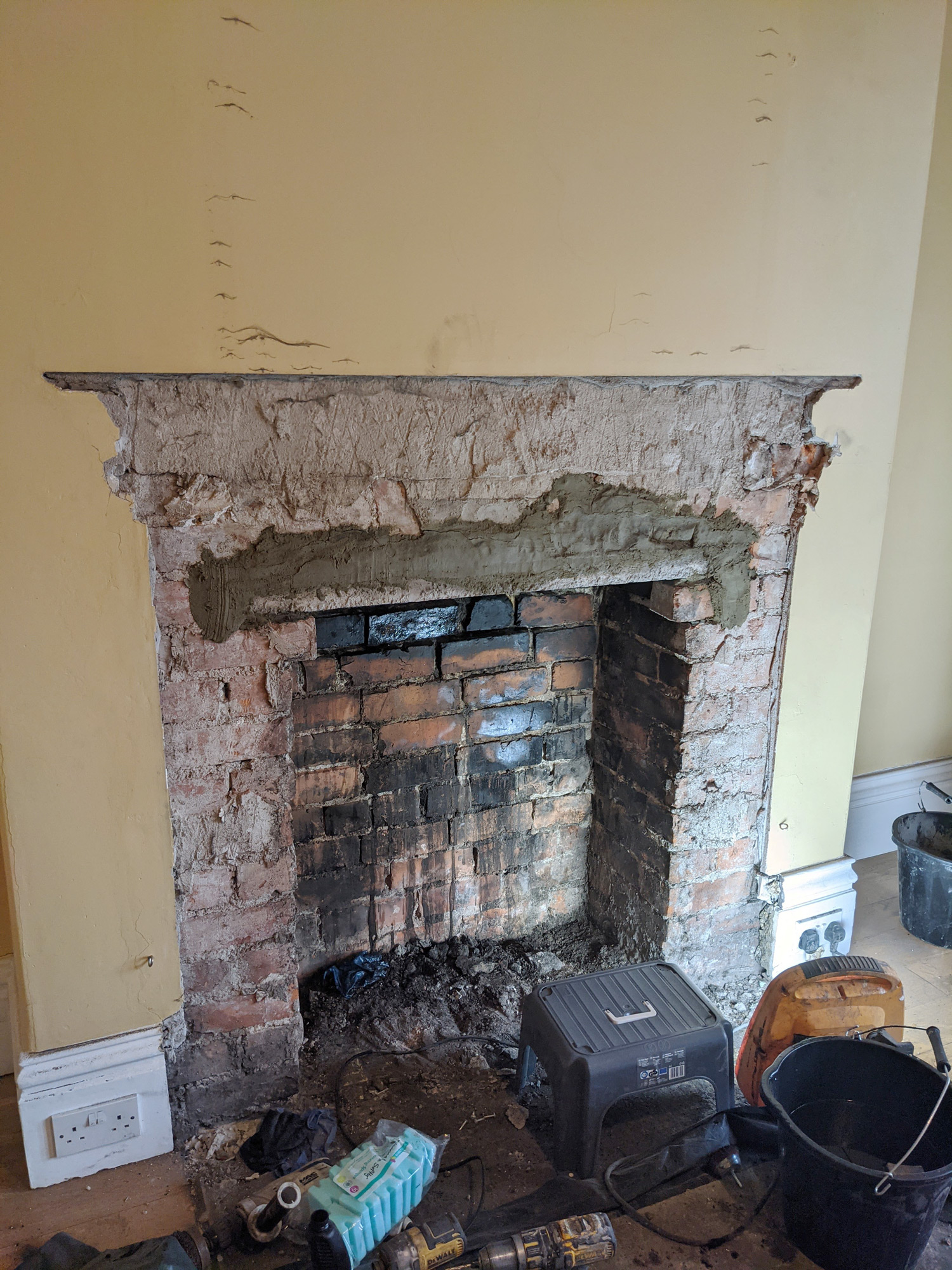 thelovecatsinc-installing-log-buring-stove-fire thelovecatsinc-installing-log-buring-stove-fire