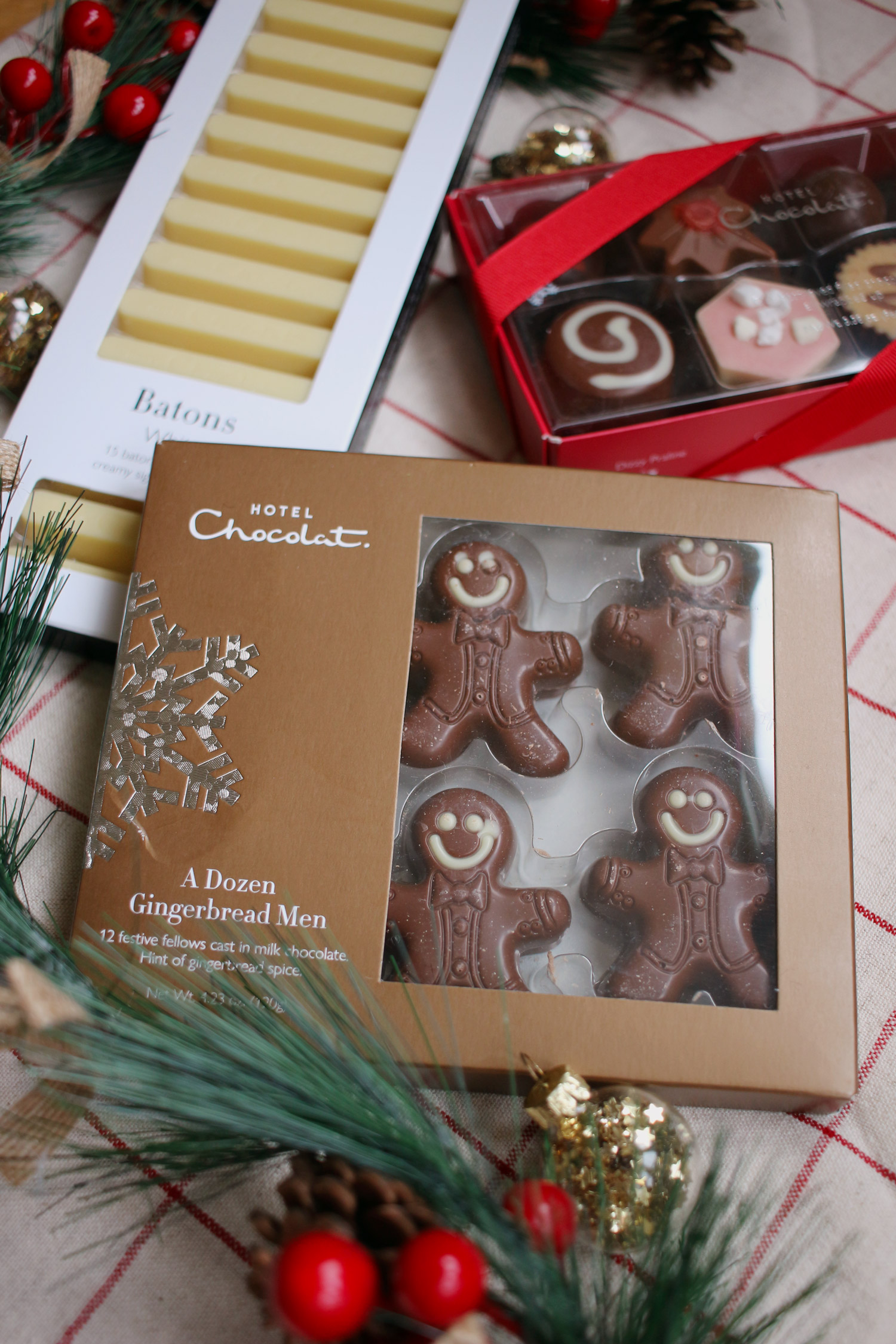 hotel-chocolat-christmas-2021-gingerbread-baton-chocolate-4 hotel-chocolat-christmas-2021-gingerbread-baton-chocolate-4