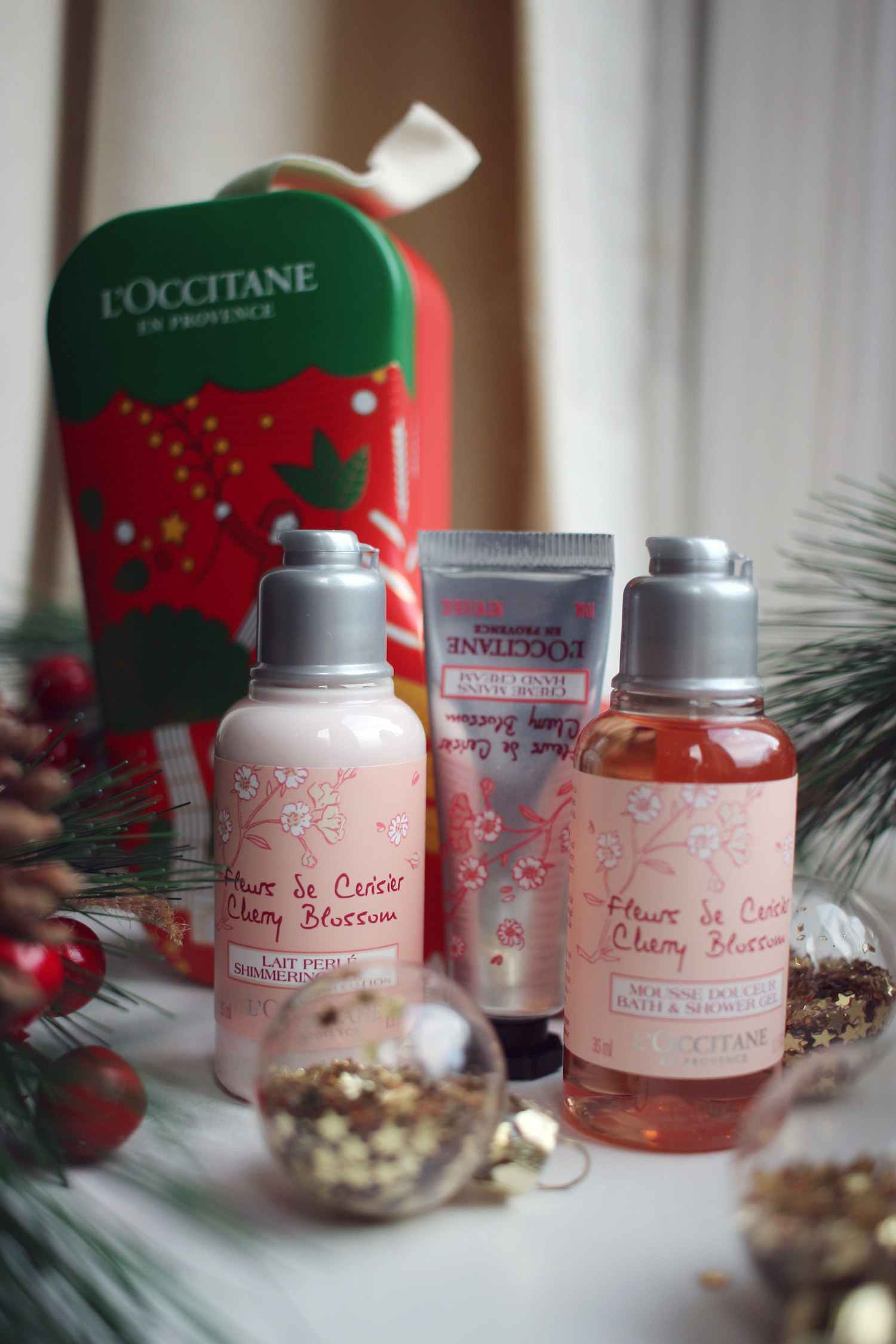 loccitane-cherry-blossom-gift-set-christmas-2